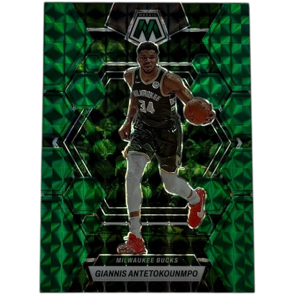 2022-23 Panini Mosaic‎ - Giannis Antetokounmpo #15 Green Mosaic Prizm